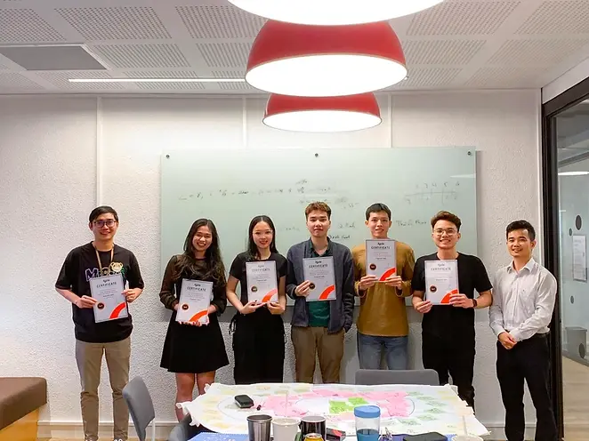 Members get Agile certificates 